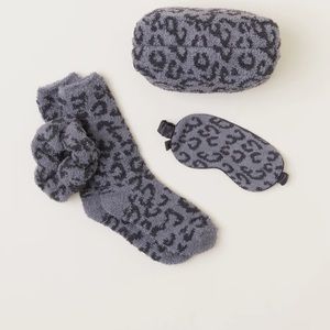 NWT Barefoot Dreams In the Wild CozyChic set - graphite/carbon